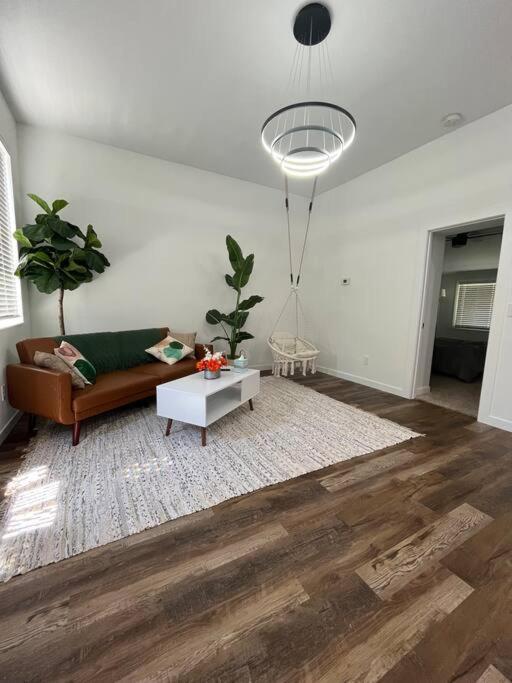 卡温顿Luxury 2Br Within Walking Distance To Nightlife!!别墅 外观 照片