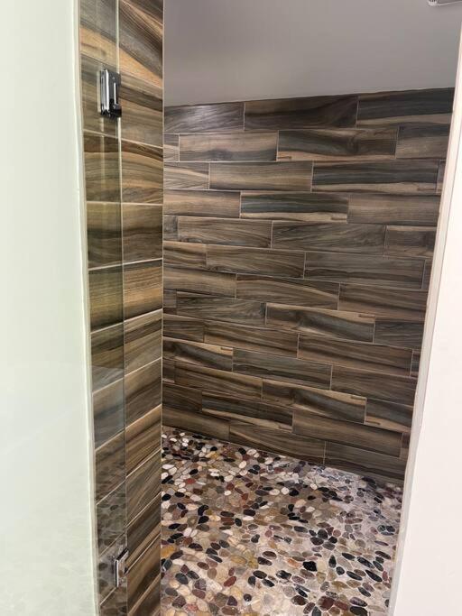 卡温顿Luxury 2Br Within Walking Distance To Nightlife!!别墅 外观 照片