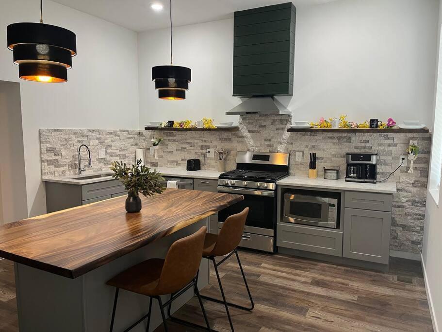 卡温顿Luxury 2Br Within Walking Distance To Nightlife!!别墅 外观 照片